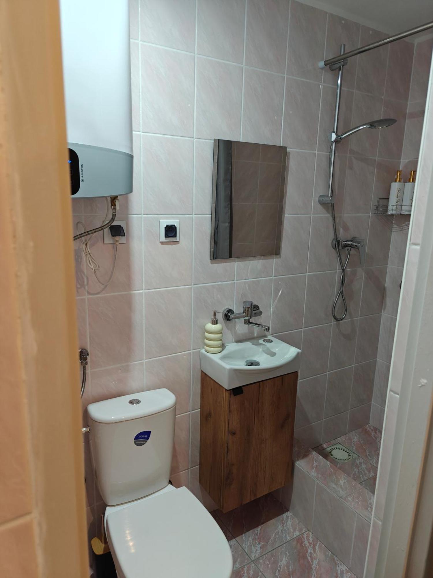 Apartament Pastelowy Kollataja Apartment Tomaszow Mazowiecki Bagian luar foto